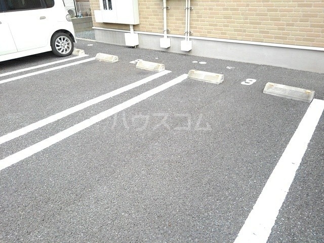 20/30 駐車場