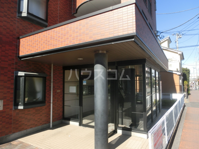 29/30 エントランス