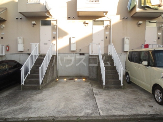 2/3 エントランス