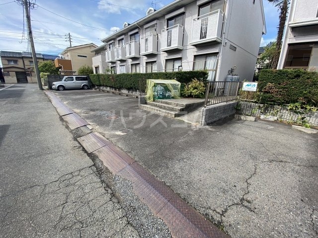 22/23 駐車場