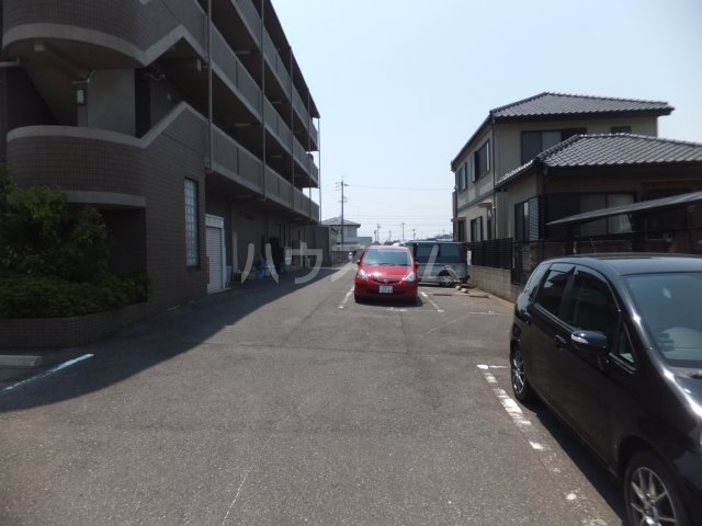 22/29 駐車場