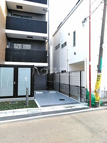 21/30 駐車場