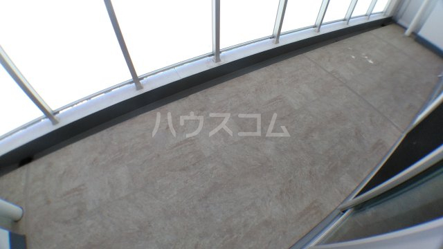 23/30 バルコニー