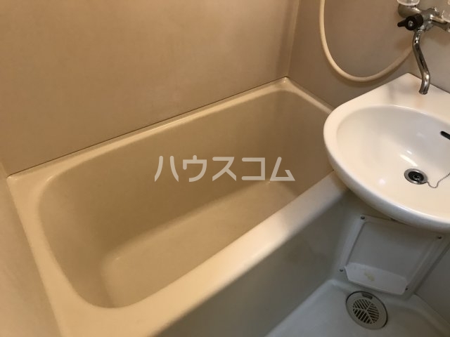 15/30 浴室