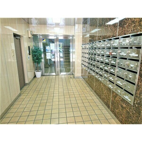 2/10 エントランス