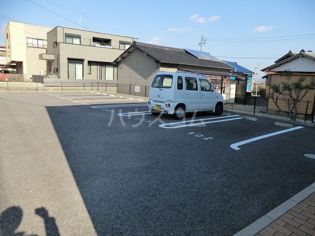 21/22 駐車場
