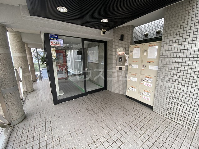 2/5 エントランス