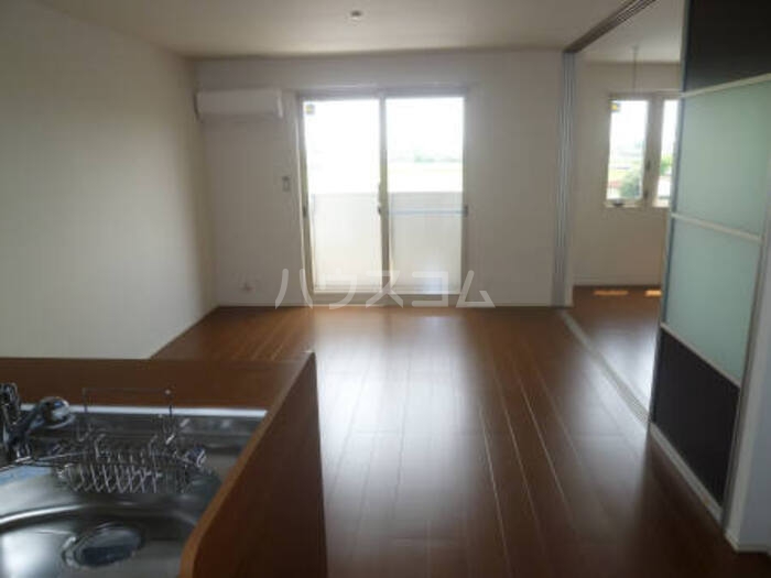 3/7 リビング/ダイニング