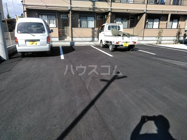 22/26 駐車場