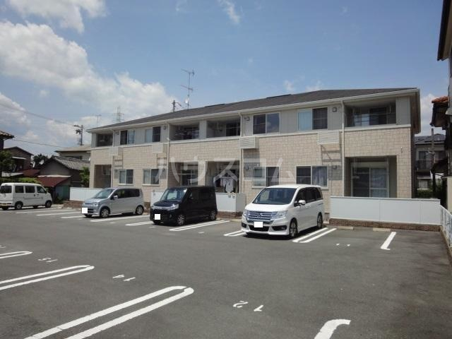 23/28 駐車場