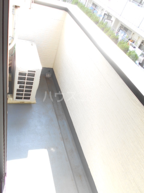 22/28 バルコニー