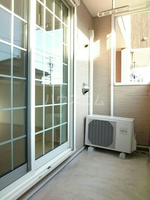 18/28 バルコニー