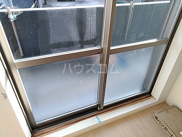 13/22 バルコニー