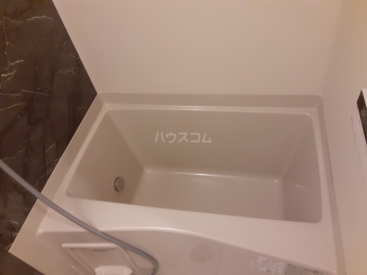 16/30 浴室