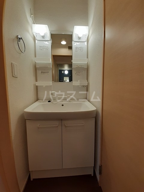 18/30 洗面