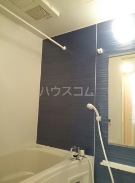 13/30 浴室