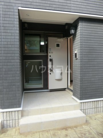 21/28 エントランス