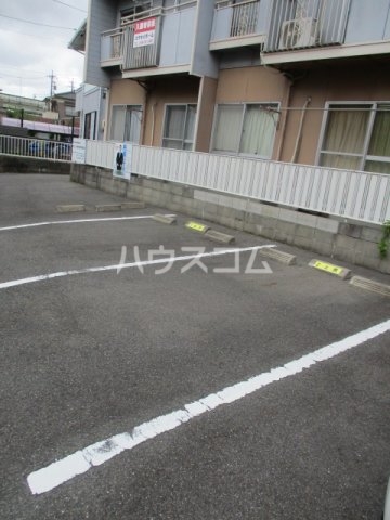 20/21 駐車場
