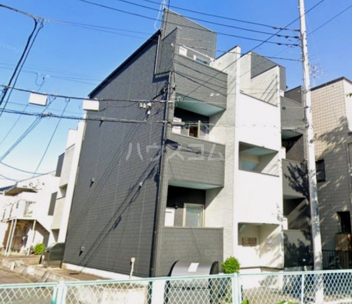 14/20 エントランス