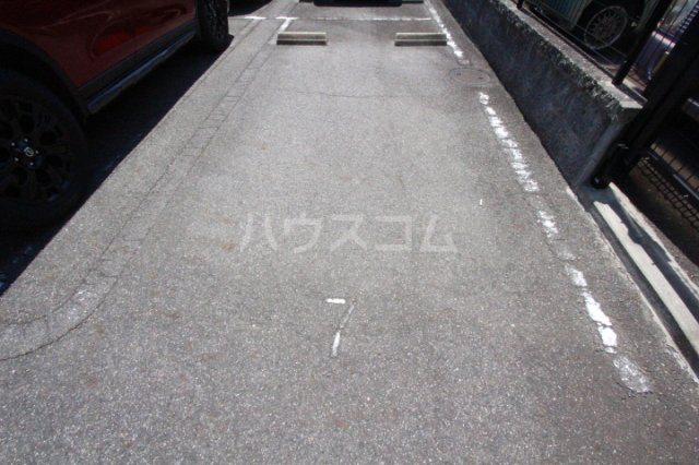 2/10 駐車場