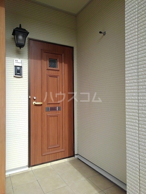 14/25 エントランス