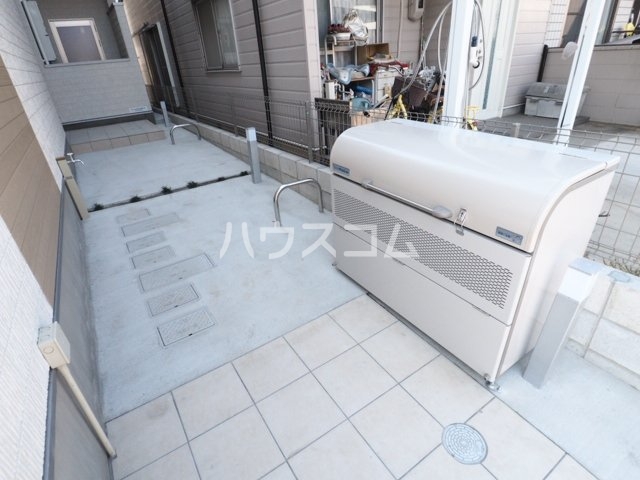 19/28 エントランス