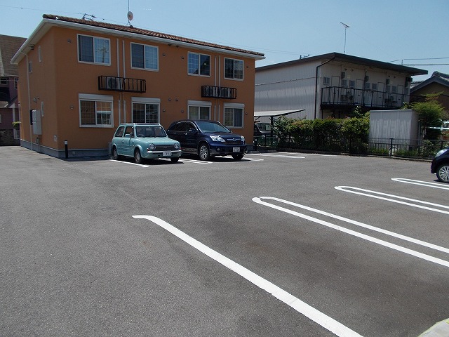14/20 駐車場