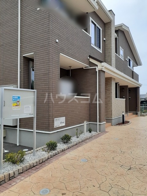 14/20 エントランス