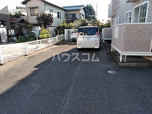 22/28 駐車場
