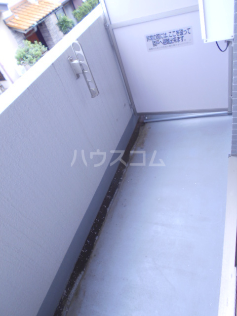 23/30 バルコニー
