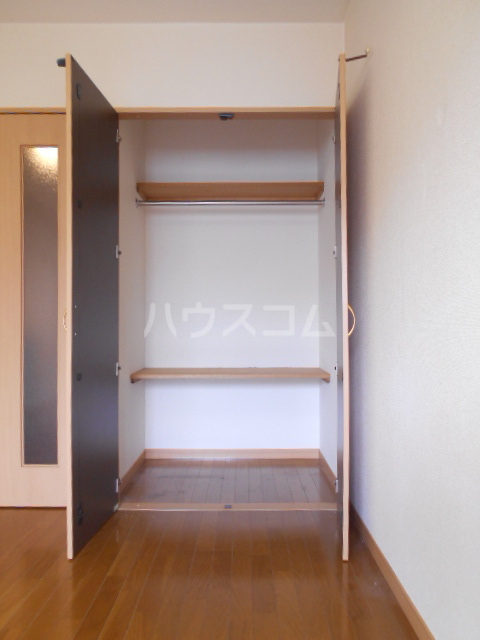 13/30 収納
