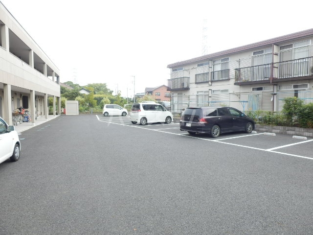 16/26 駐車場