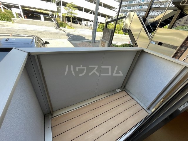 18/26 バルコニー