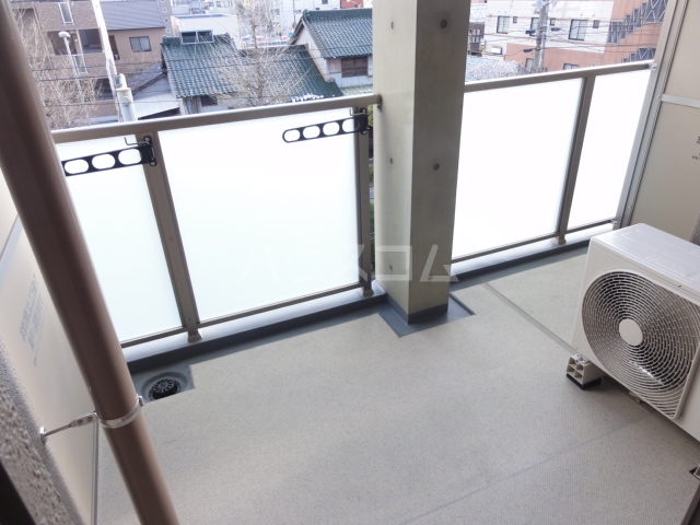 16/29 バルコニー