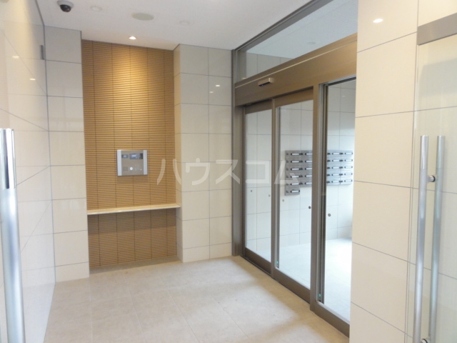 21/29 エントランス