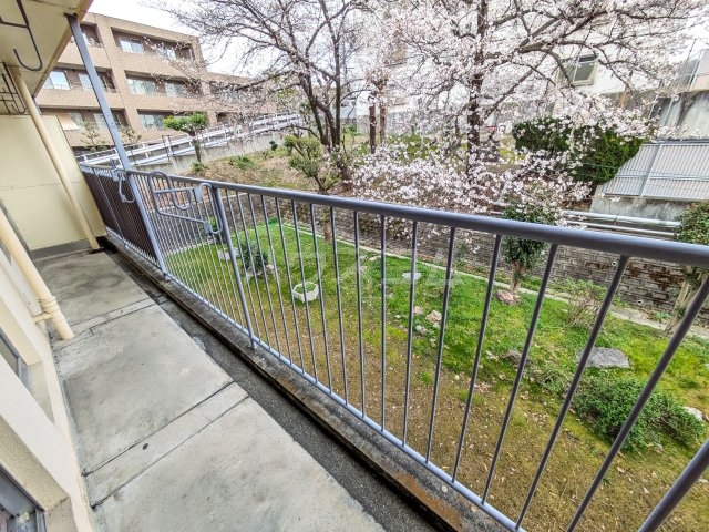 14/23 バルコニー