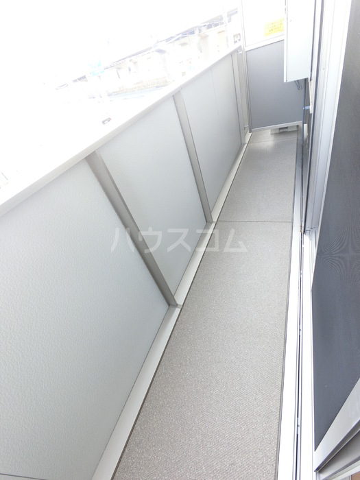 13/17 バルコニー