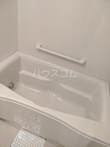 13/30 浴室