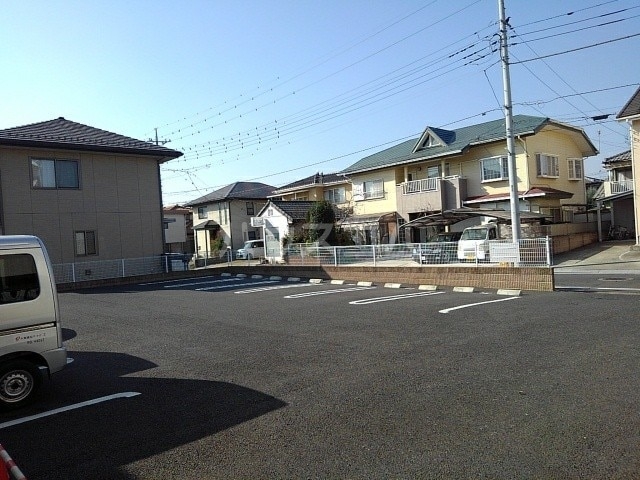 14/15 駐車場