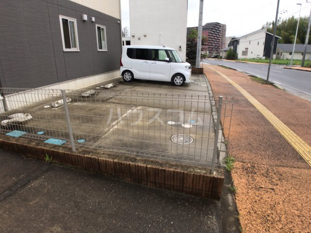 4/7 駐車場