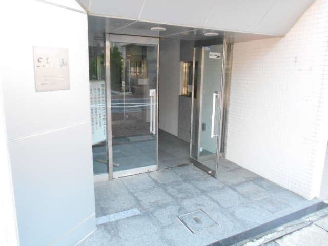 17/21 エントランス