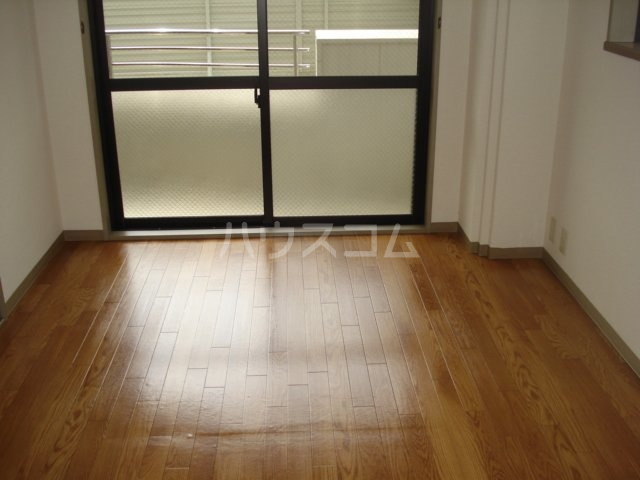 20/30 バルコニー