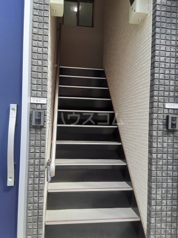 19/21 エントランス