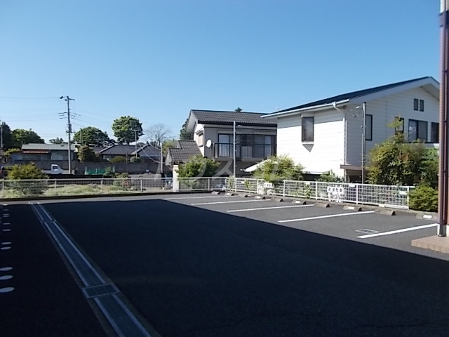 14/21 駐車場