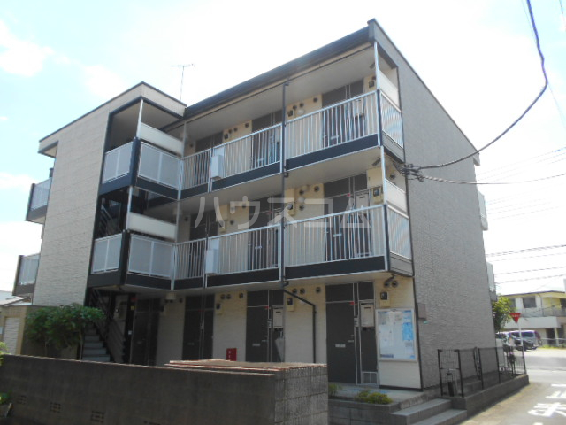 20/30 エントランス