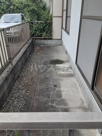 16/23 バルコニー