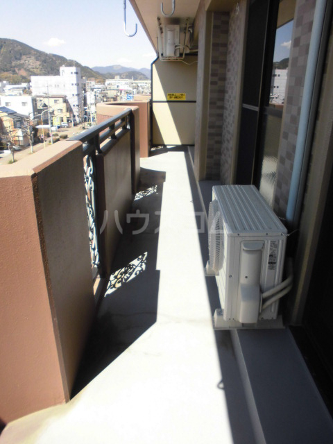 18/28 バルコニー