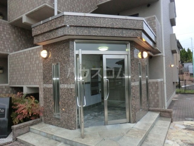 21/29 エントランス