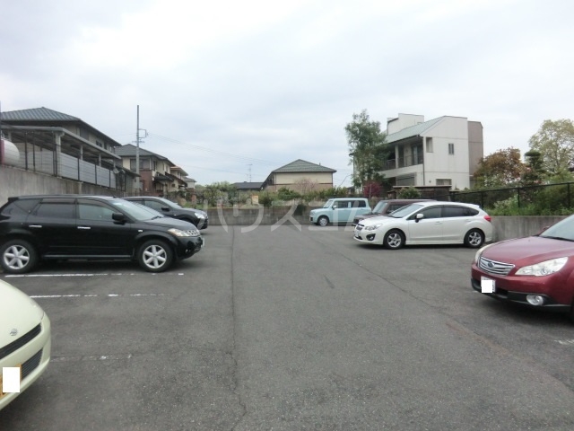 22/29 駐車場
