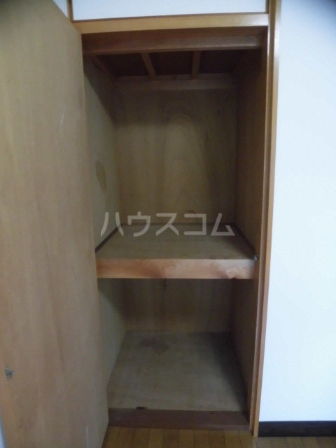13/30 収納